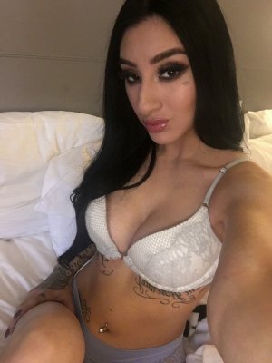 Lily-may casual sex & independent escort